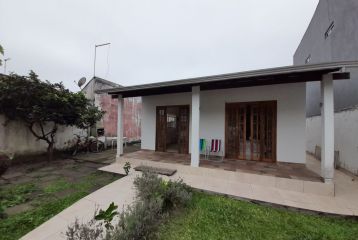 REF 1074 - 02 Casa no mesmo terreno